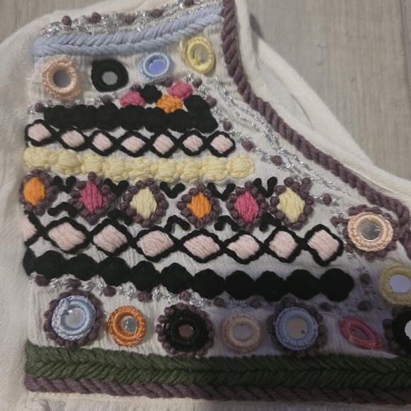 Lord & Taylor Blouse with Multicolor Embroidery Bohemian - Picture 13 of 13